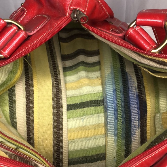 BO BO BAGS red patent genuine leather handbag. - Picture 16 of 16